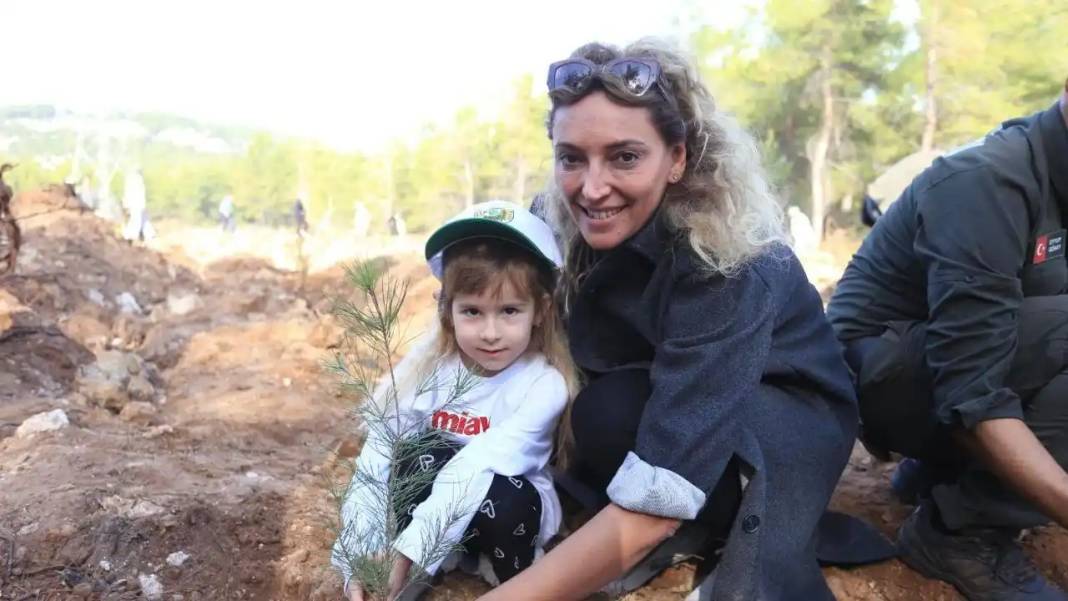 Kepez’de Minikler Yangın Sonrası Ormana Umut Oldular! 2